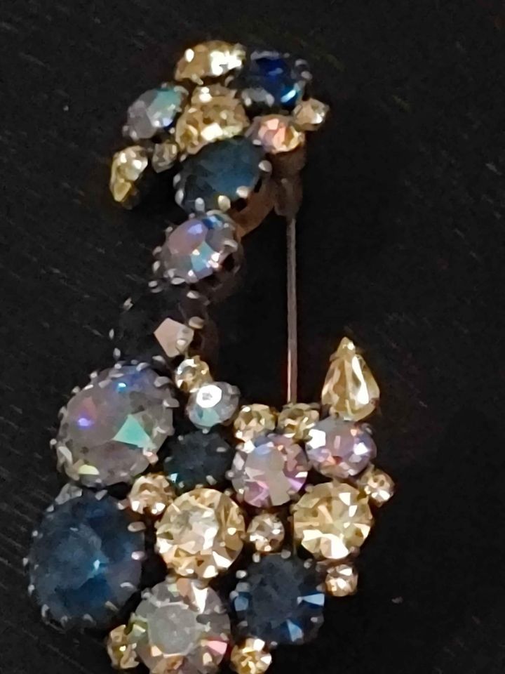 VTG Irridescent Blue Goose Rhinestone Brooch