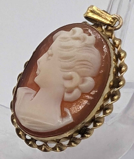 Vintage 12k gold Cameo Pendant RARE left facing, stamped