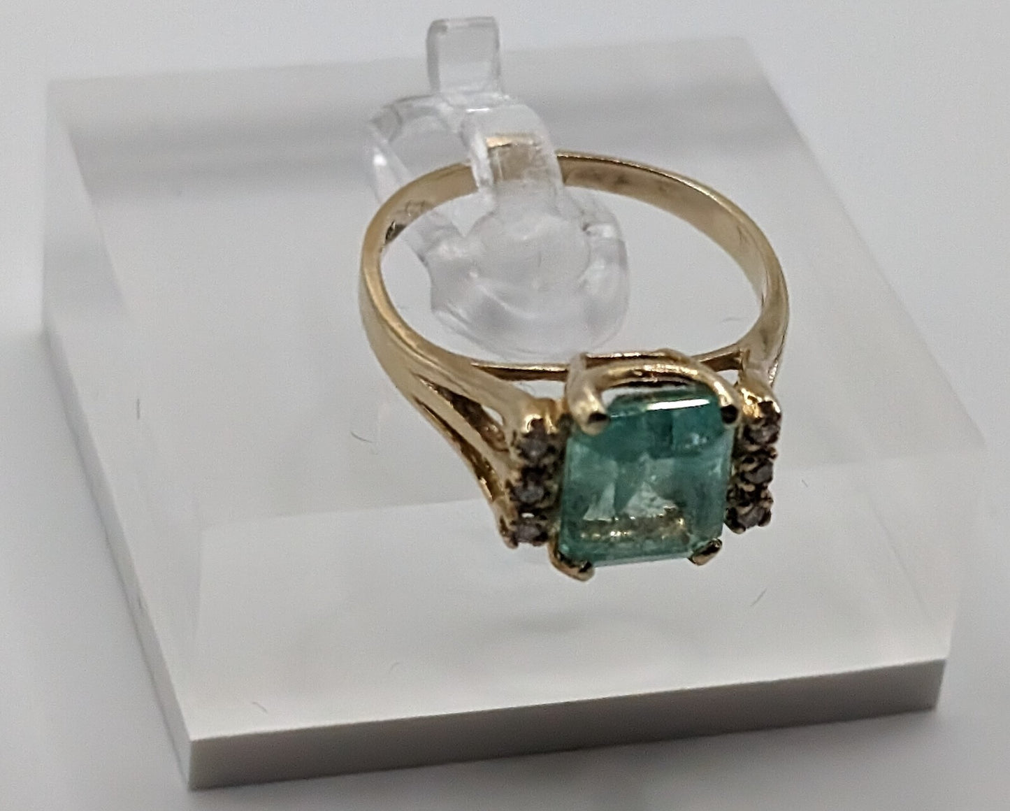 VTG 10K Gold & Diamond Columbian Emerald Ring Size 6 COA Included