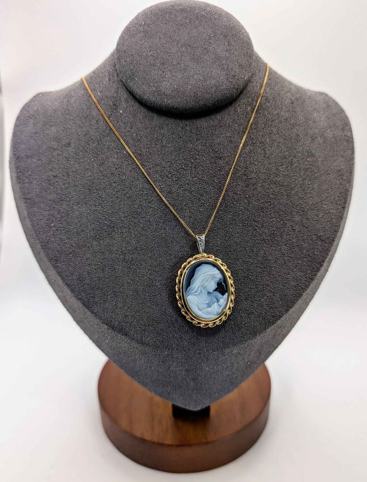 Vintage Italian 10k gold & Diamond Necklace; Mother and Child Cameo on black agate - Rare Find!