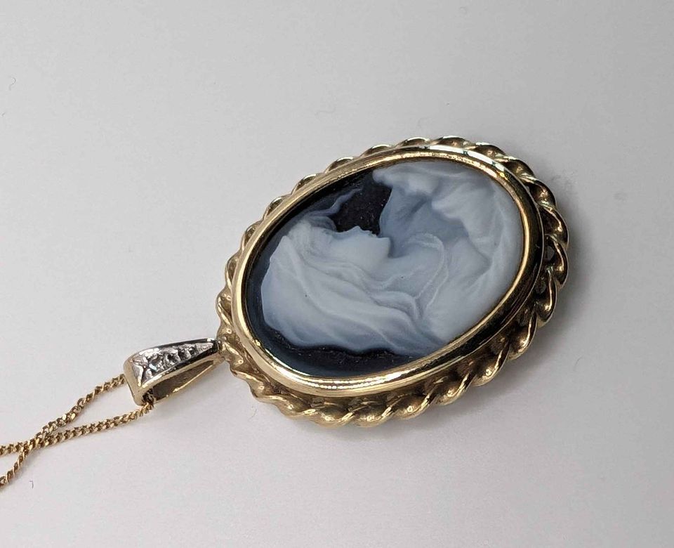 Vintage Italian 10k gold & Diamond Necklace; Mother and Child Cameo on black agate - Rare Find!