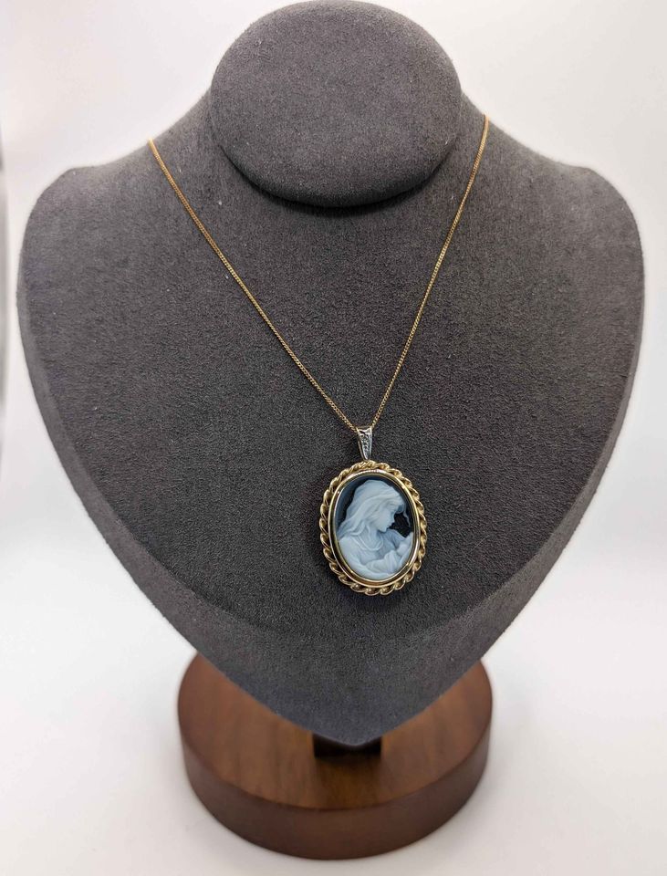 Vintage Italian 10k gold & Diamond Necklace; Mother and Child Cameo on black agate - Rare Find!