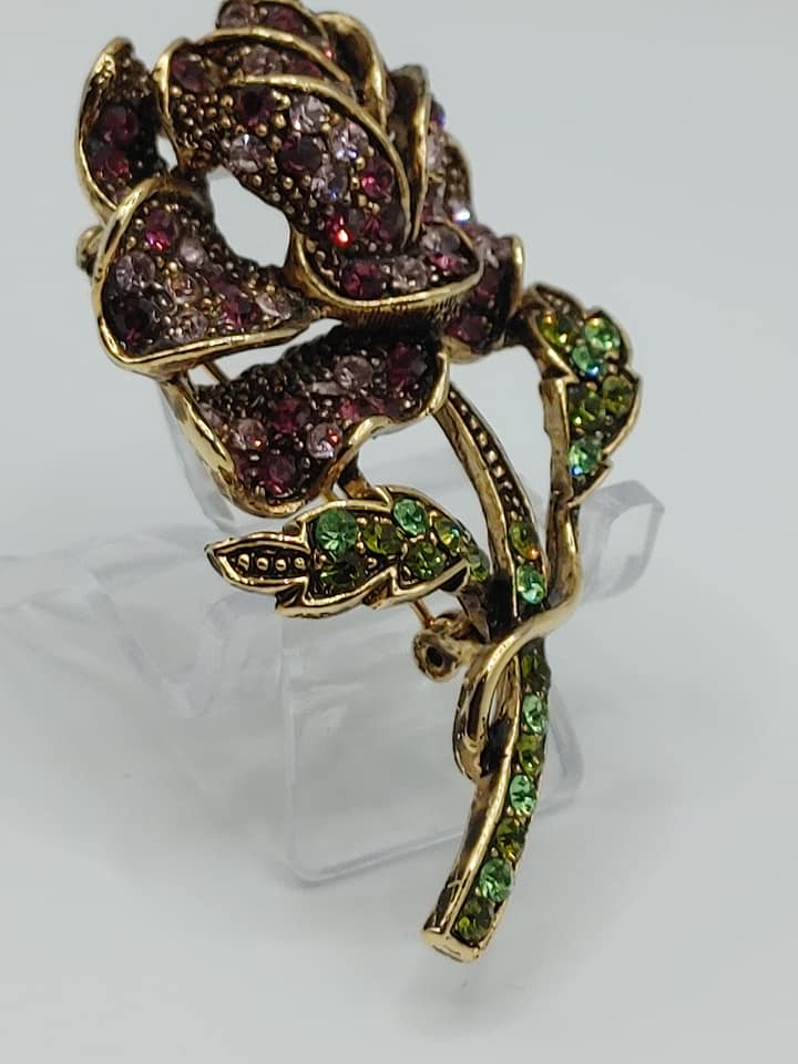 VTG Rose Flower Brooch with pink and green crystals